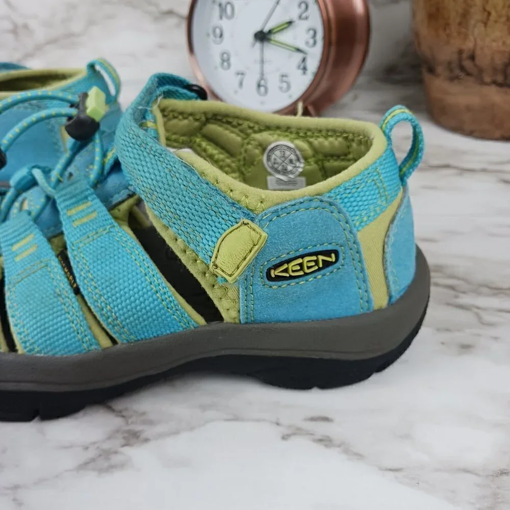 KEEN Newport H2 waterproof outdoor sport turquoise sandals kids size 13